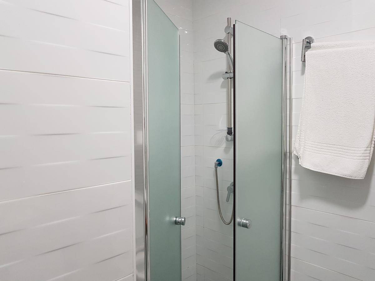Airport Guest House - One-Way Free Shuttle Or Yehuda Exterior foto